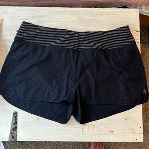 Athletic shorts